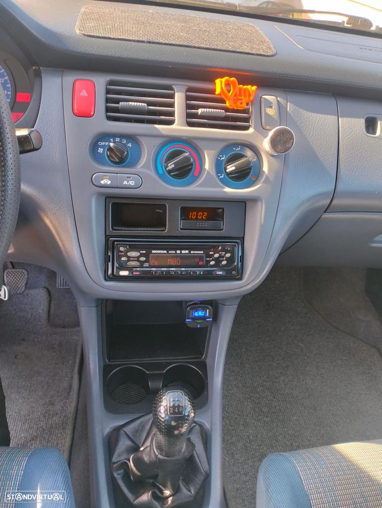 Honda HR-V 1.6 LS - 17
