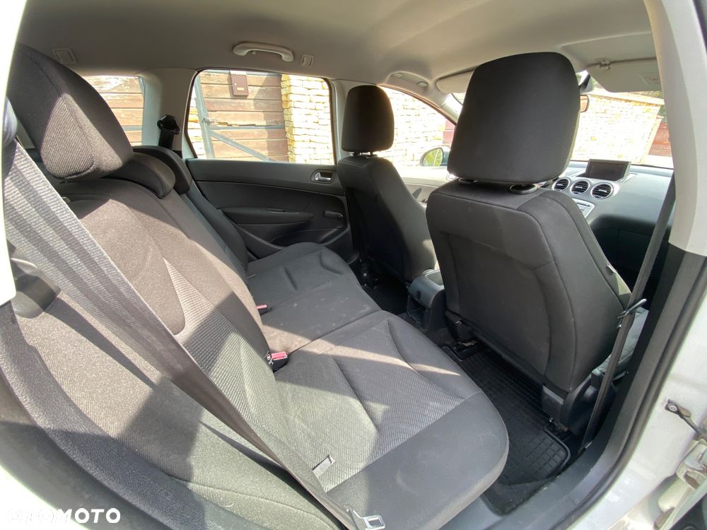 Peugeot 308 1.6 HDi Premium - 10