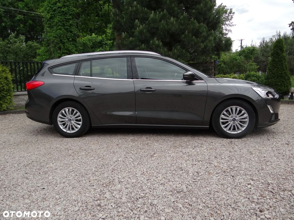 Ford Focus 1.5 EcoBlue Start-Stopp-System TITANIUM - 14