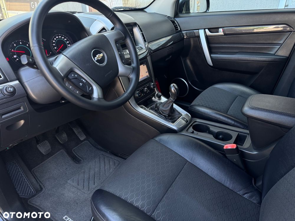 Chevrolet Captiva 2.2 d LT+ FWD - 28