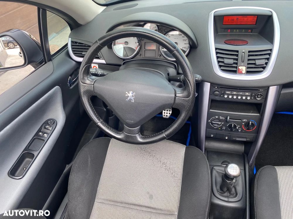 Peugeot 207 - 4