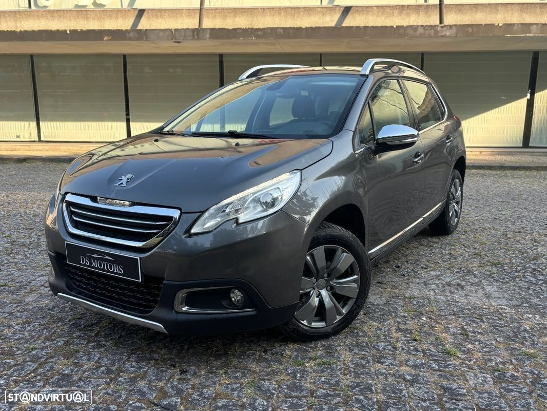 Peugeot 2008 1.2 PureTech Allure - 3