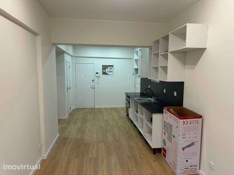 Apartamento de 30m2 nos Olivais - Grande imagem: 2/5