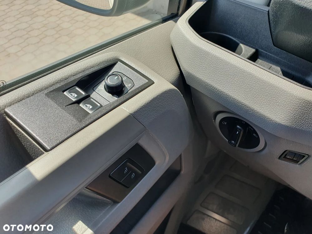 Volkswagen CRAFTER - 22