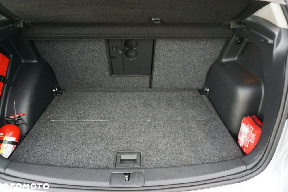 Volkswagen Golf Plus - 19