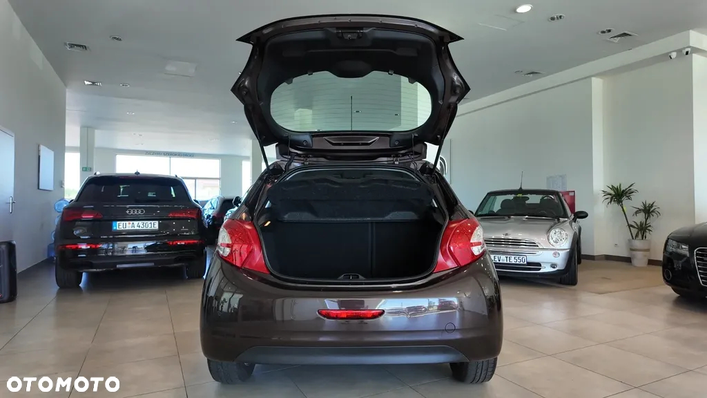 Peugeot 208 1.4 VTi Active - 40