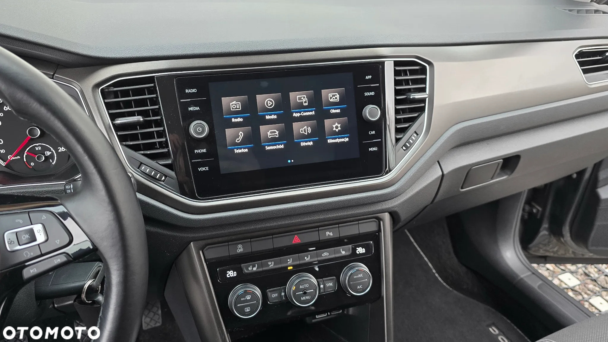 Volkswagen T-Roc 1.5 TSI Style - 24