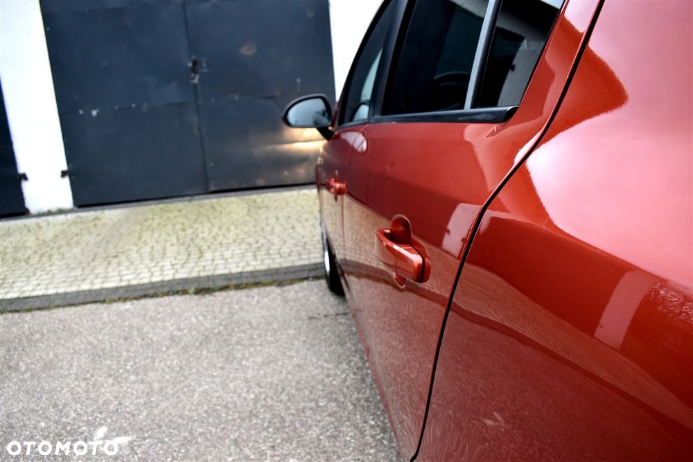 Opel Corsa 1.2 16V Innovation 110 Jahre - 11