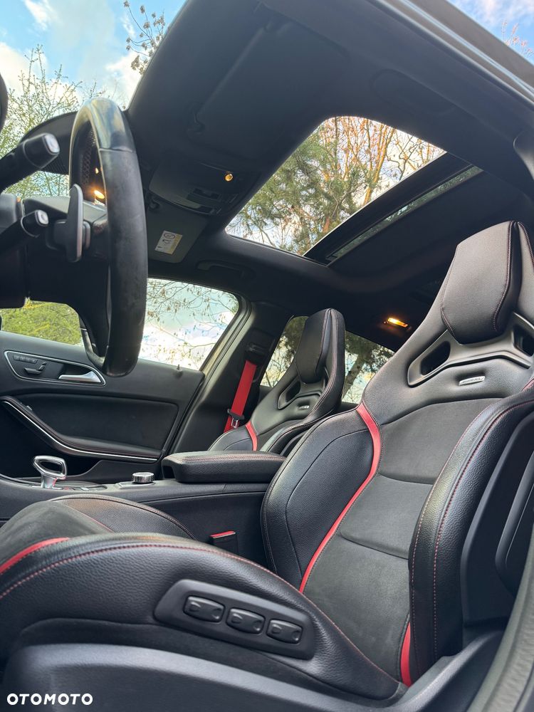 Mercedes-Benz GLA 45 AMG 4Matic 7G-DCT Edition 1 - 12