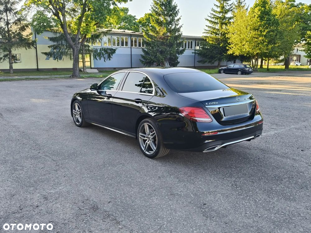 Mercedes-Benz Klasa E 220 d 9G-TRONIC - 3