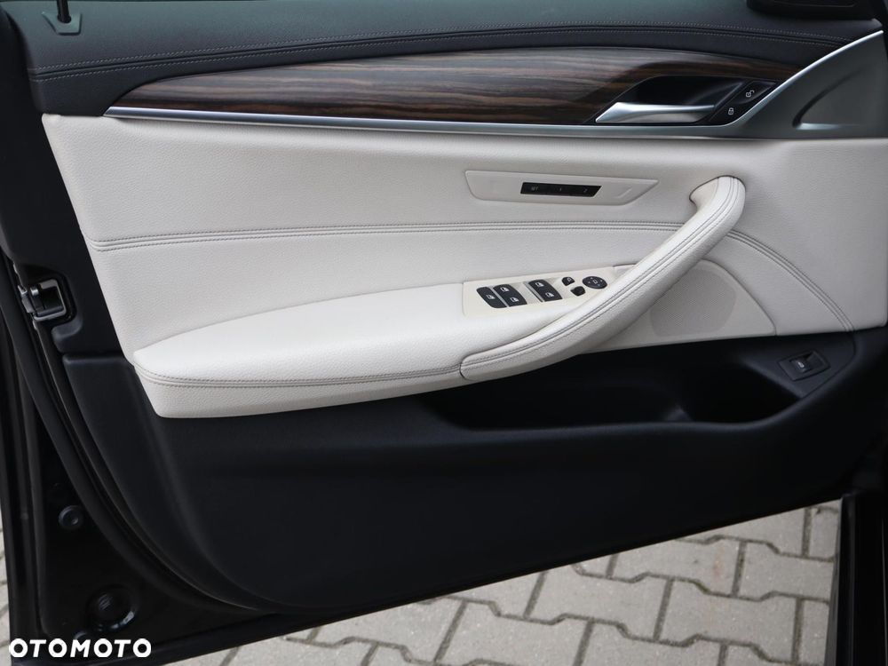 BMW Seria 5 - 18