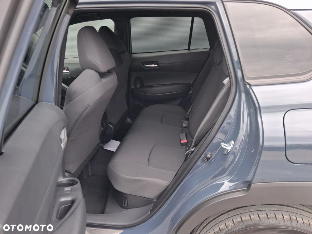 Toyota Corolla Cross - 16