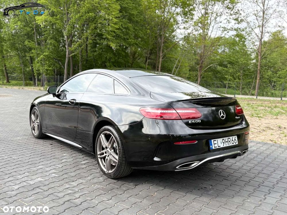 Mercedes-Benz Klasa E 400 4-Matic 9G-TRONIC - 15