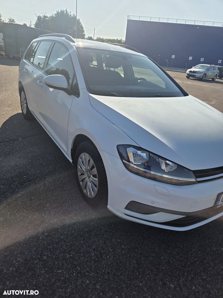 Volkswagen Golf - 3