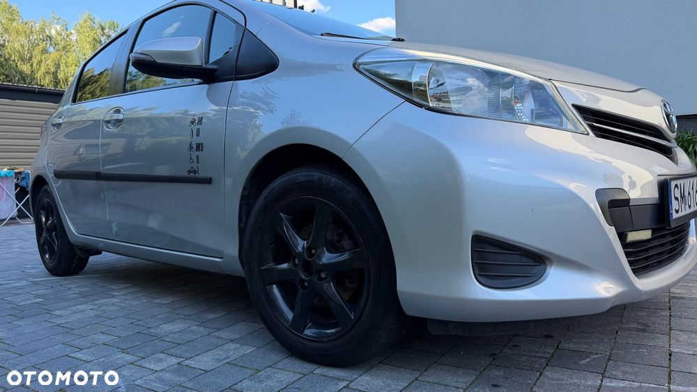 Toyota Yaris 1.33 Active - 8