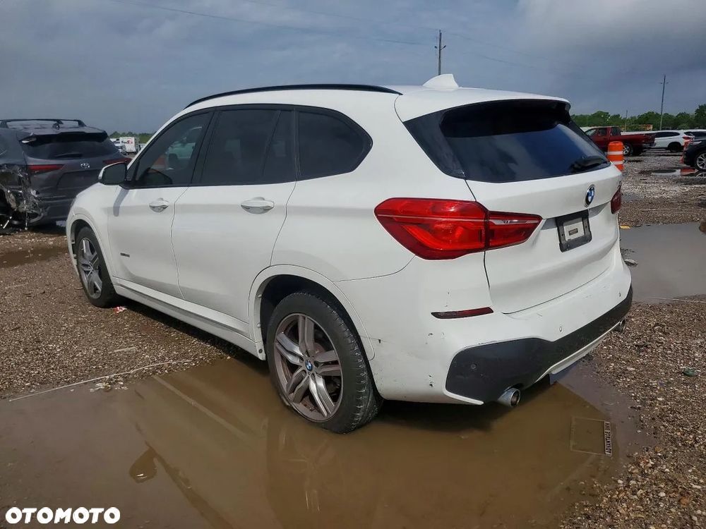 BMW X1 - 6