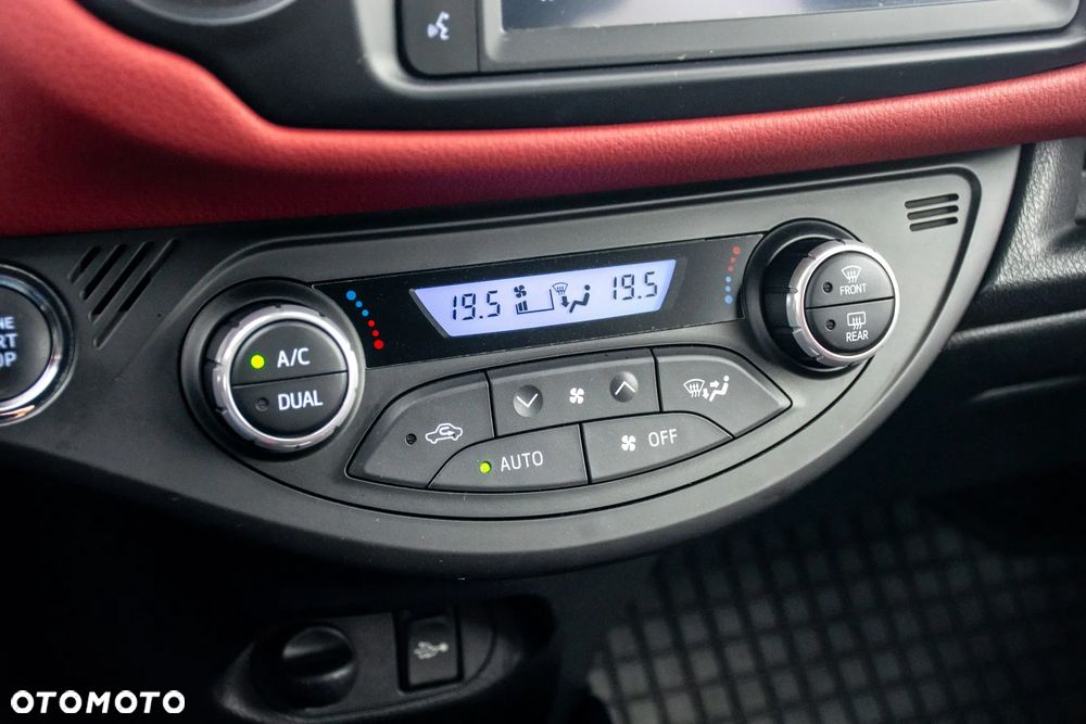 Toyota Yaris 1.5 Selection - 15