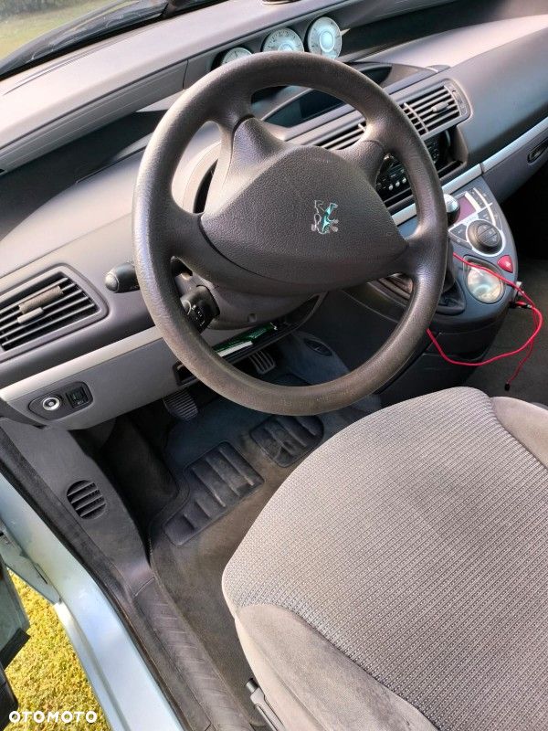 Peugeot 807 2.0 HDi Trendy - 12
