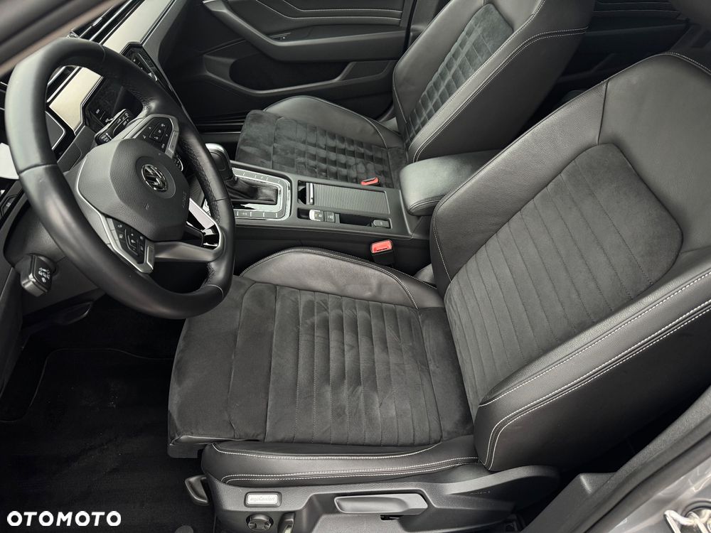 Volkswagen Passat 1.5 TSI EVO Elegance DSG - 11