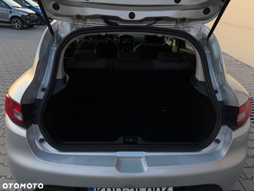 Renault Clio - 7