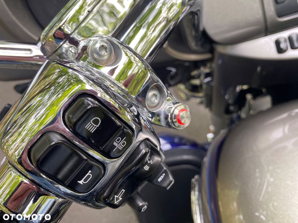 Harley-Davidson Touring Ultra Limited - 28