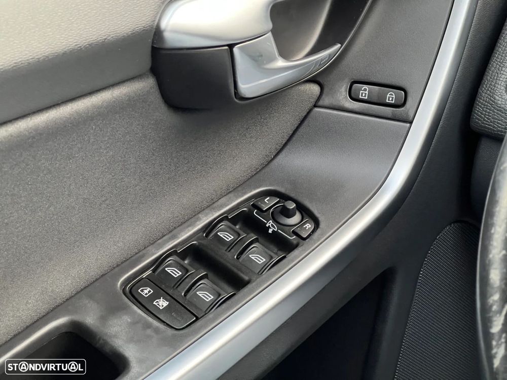 Volvo XC 60 - 21