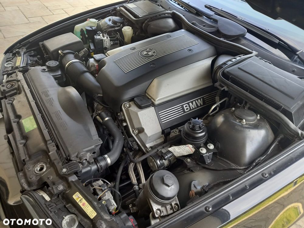 BMW Seria 5 - 12