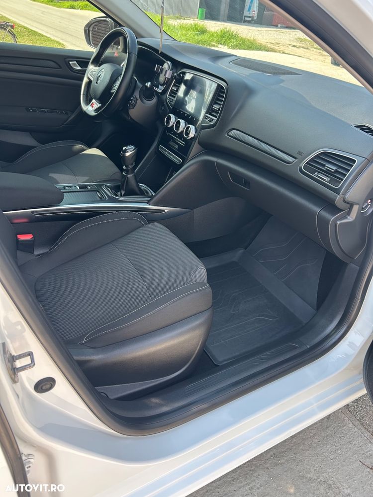 Renault Megane TCe 140 GPF Equilibre - 7