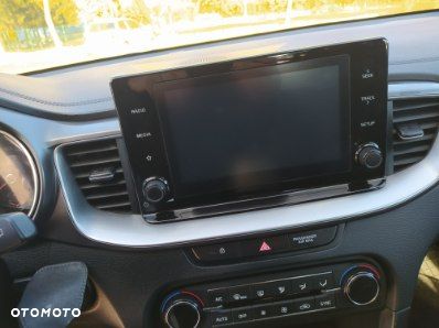 Kia Ceed - 31