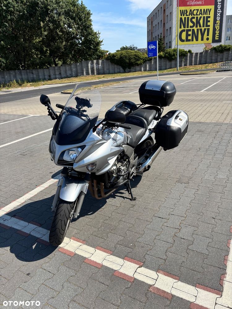 Honda CBF - 2