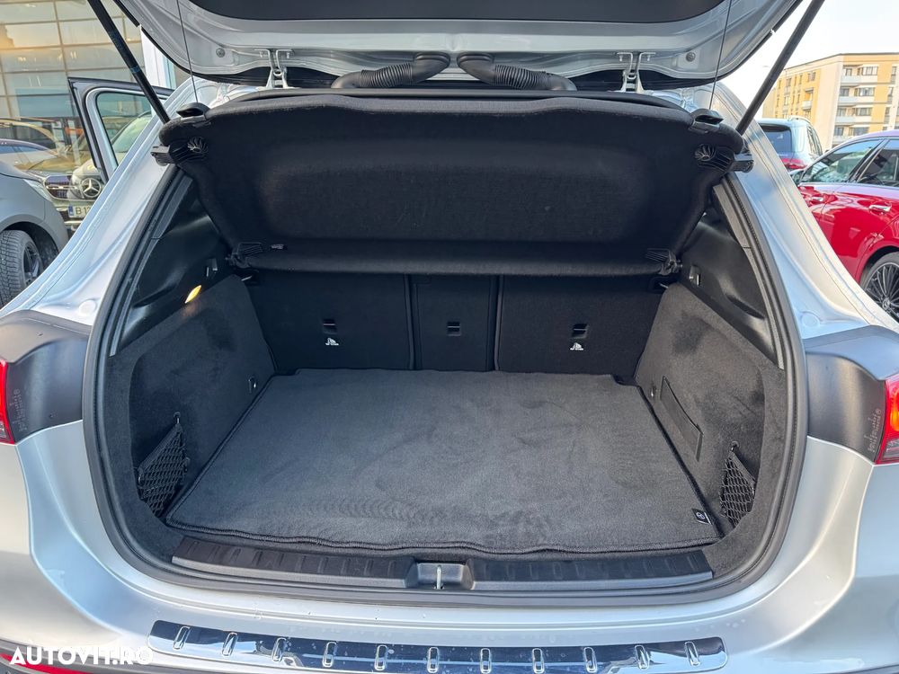 Mercedes-Benz GLA 220 d 4Matic 8G-DCT AMG Line - 22