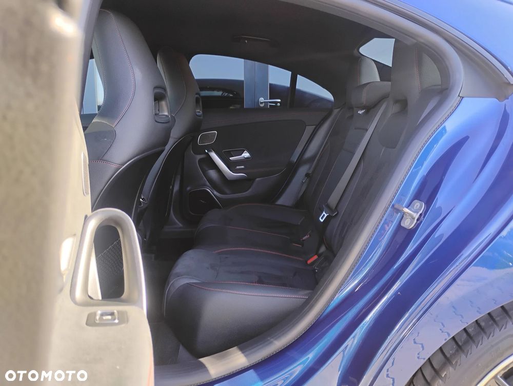 Mercedes-Benz CLA 200 AMG Line 7G-DCT - 12