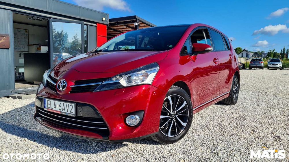 Toyota Verso - 37