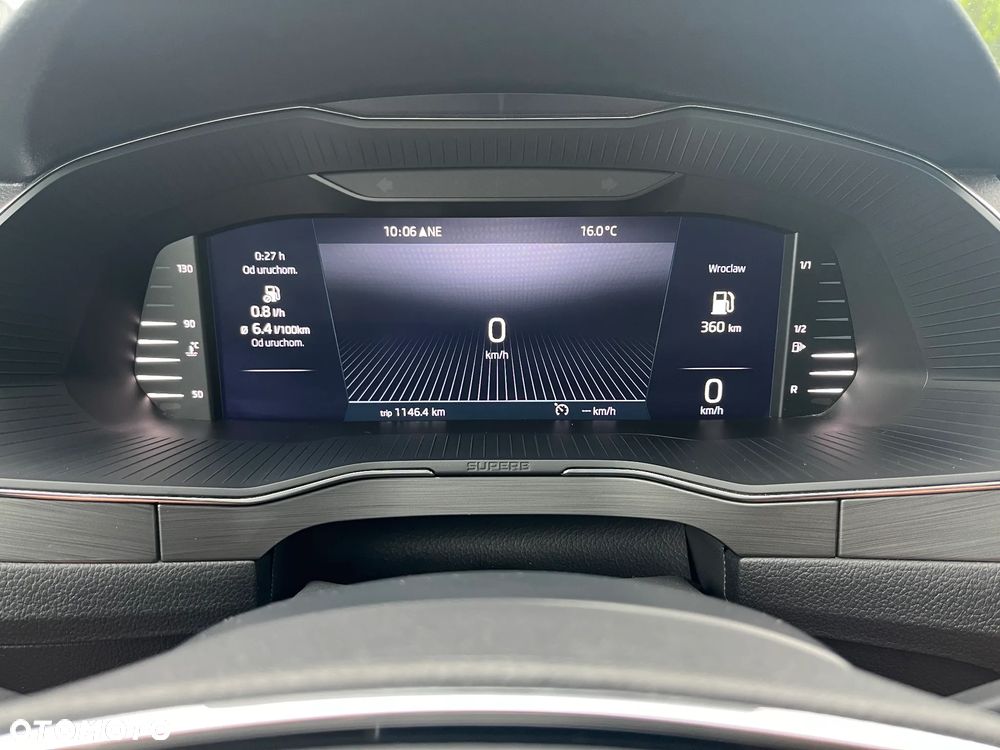Skoda Superb 2.0 TDI SCR Style - 32