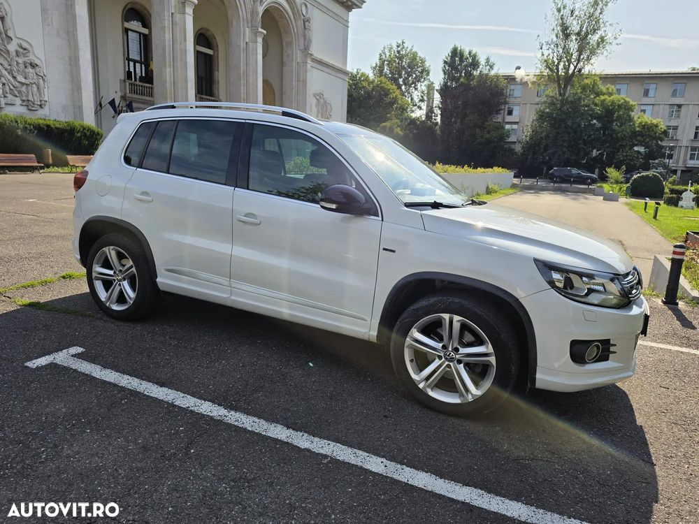Volkswagen Tiguan - 11