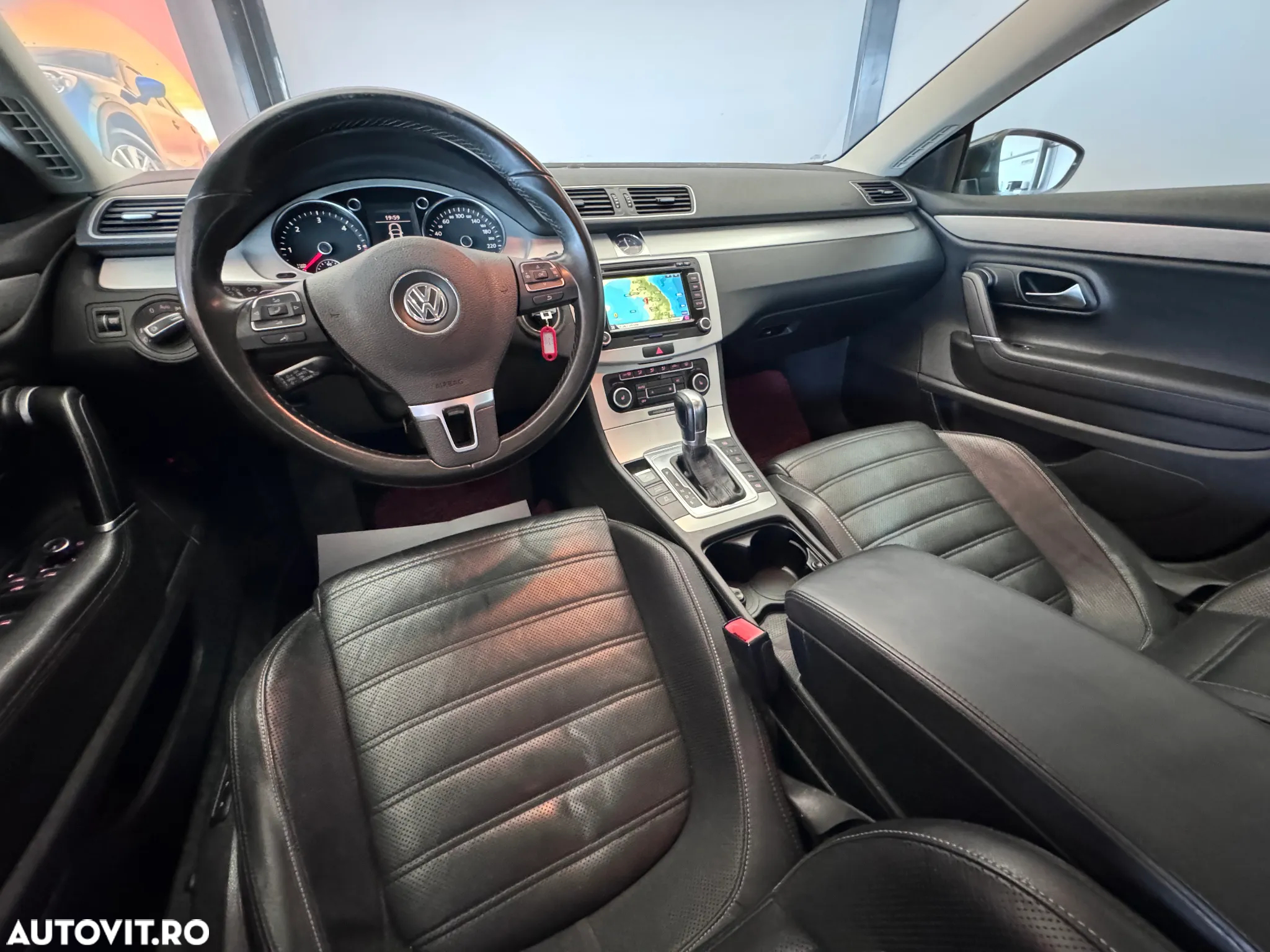Volkswagen Passat CC 2.0 TDI DPF DSG - 26