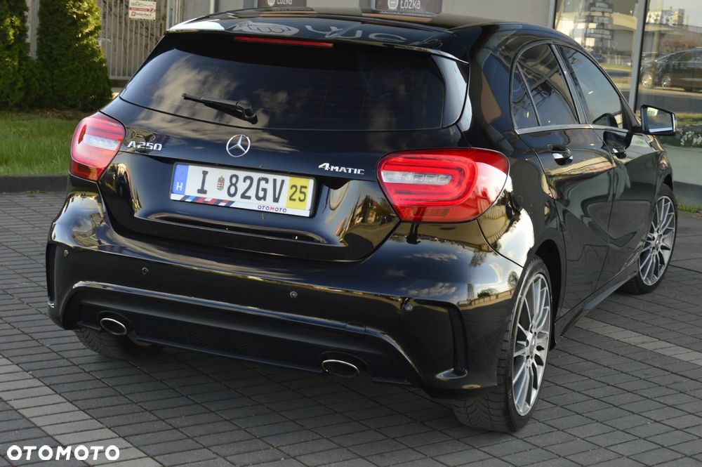 Mercedes-Benz Klasa A 250 4Matic 7G-DCT - 24