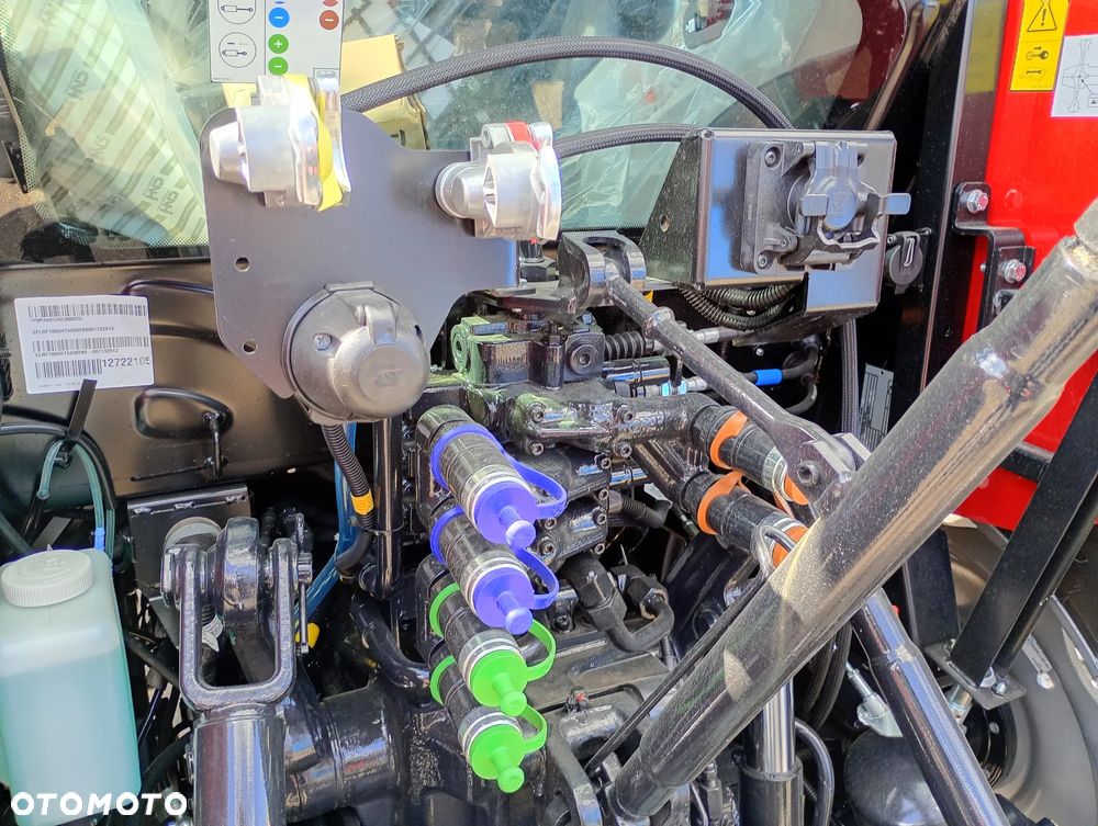 Case IH Ciągnik rolniczy Case IH Farmall 100A NOWOŚĆ - 12