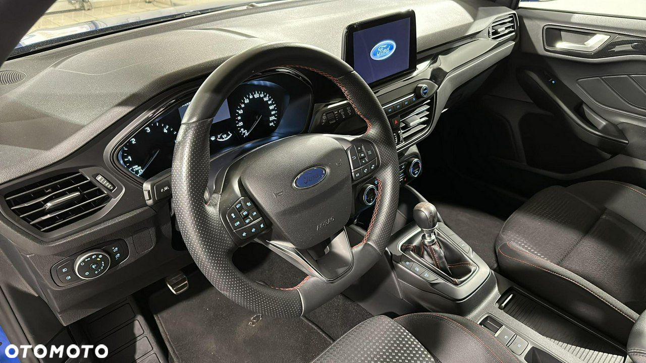 Ford Focus - 11