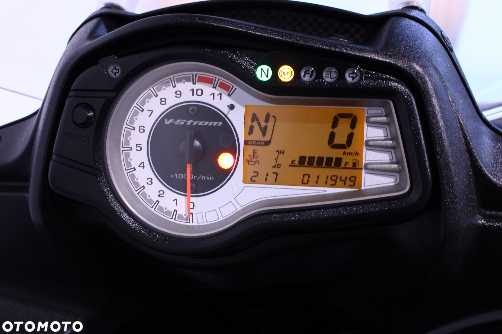 Suzuki DL - 7