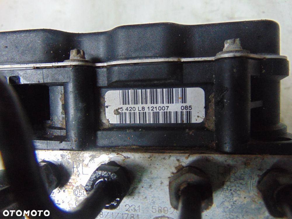 Pompa abs kia 2,0 crdi 140 km 08 r - 2