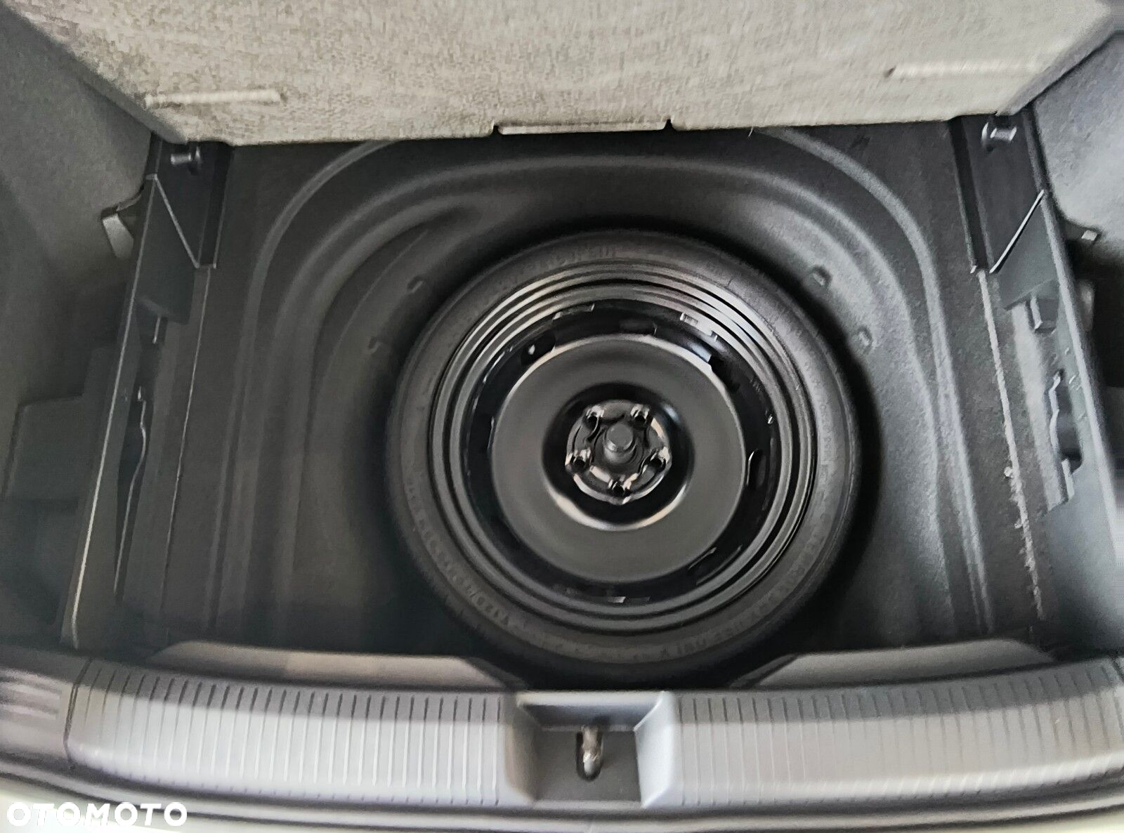 Volkswagen Golf - 10