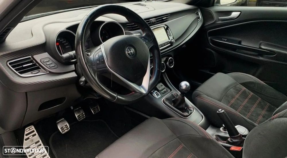 Alfa Romeo Giulietta 1.6 JTDm Super J18 - 13