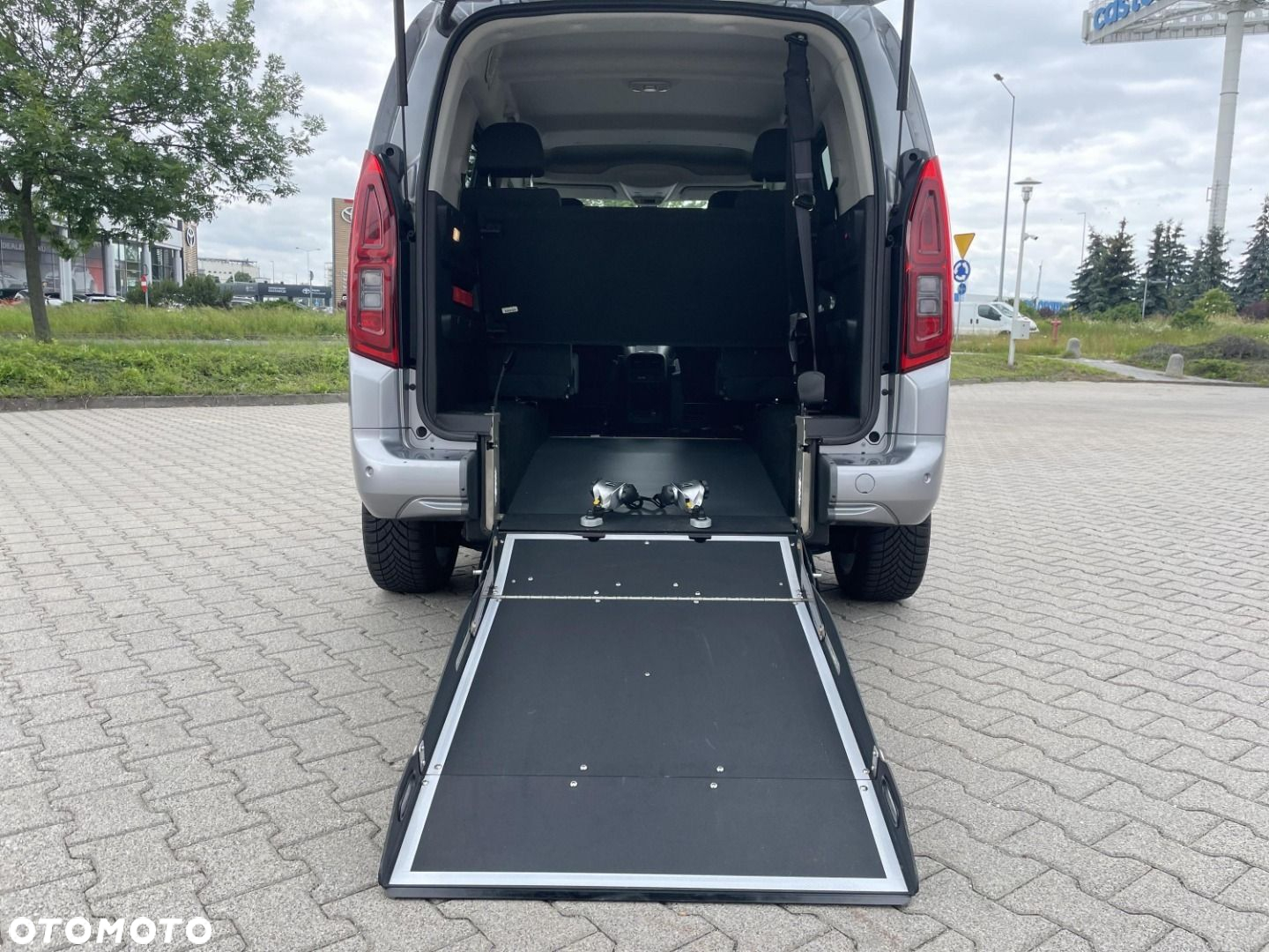 Toyota Proace City Verso 1.5 D-4D Family - 11