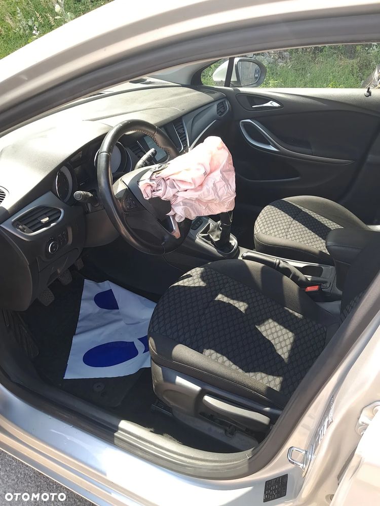 Opel Astra - 3