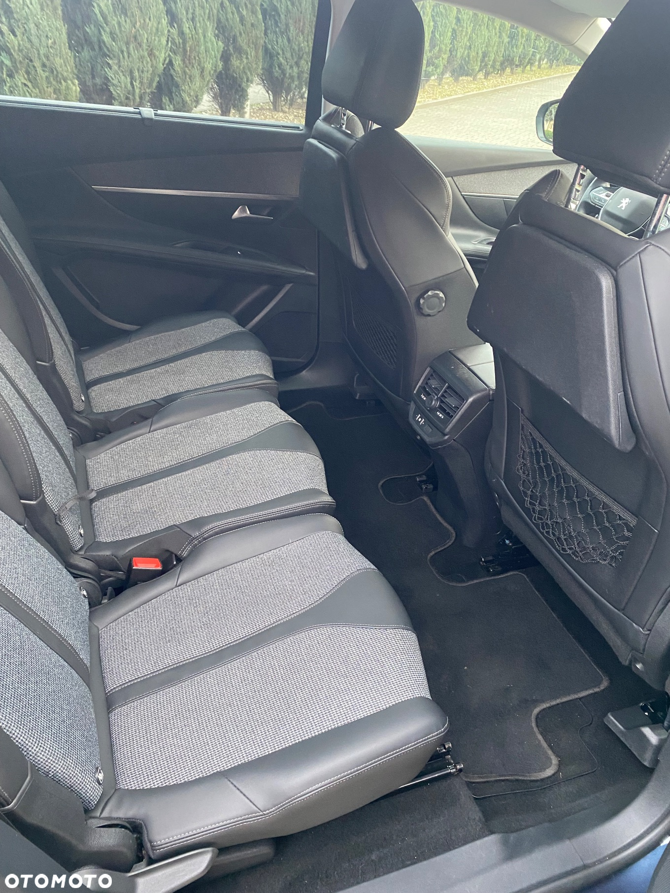Peugeot 5008 1.6 BlueHDI Active S&S EAT6 - 17