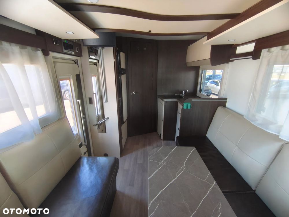 Ford Transit - 19