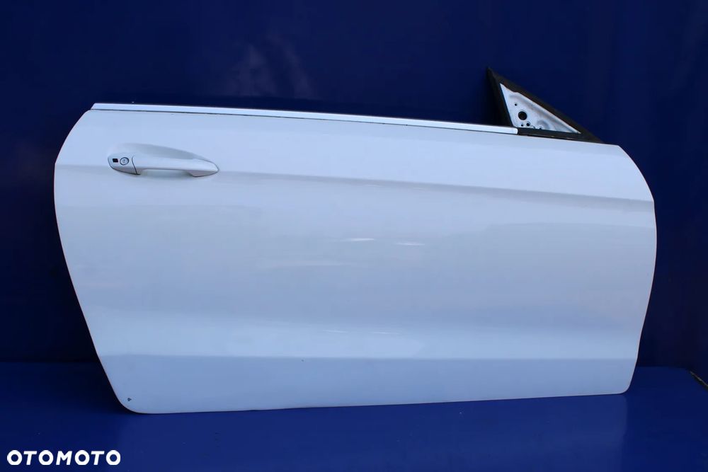 Drzwi prawe przód prawy pasażera OE Mercedes W207 C207 Lift 2013r C149