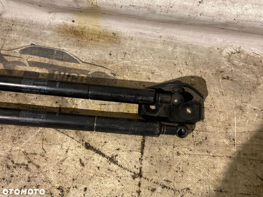 KOMPLET AMORTYZATORÓW KLAPY TYLNEJ BAGAŻNIKA LAND ROVER DEFENDER L8B244200AF L8B2-44200-AG - 2