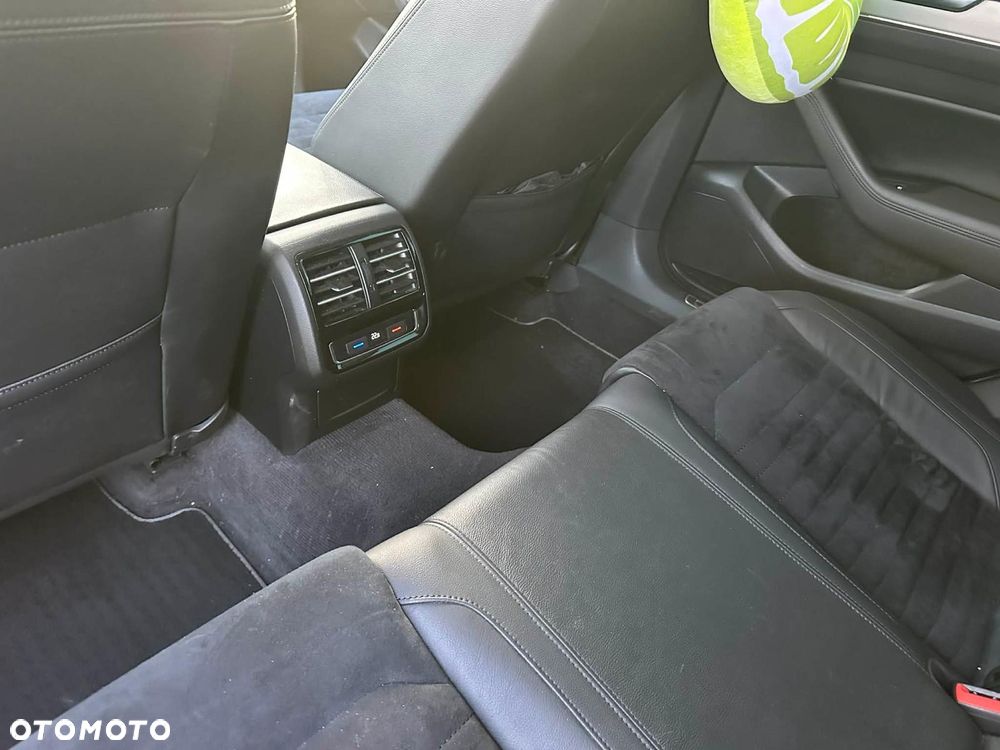 Volkswagen Passat 2.0 TDI SCR DSG Comfortline - 14